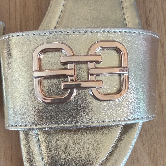Metallic Gold Slide Sandals with Rose Gold Hardware | NWOT | Sz 8-8.5 - Picture 6 of 9